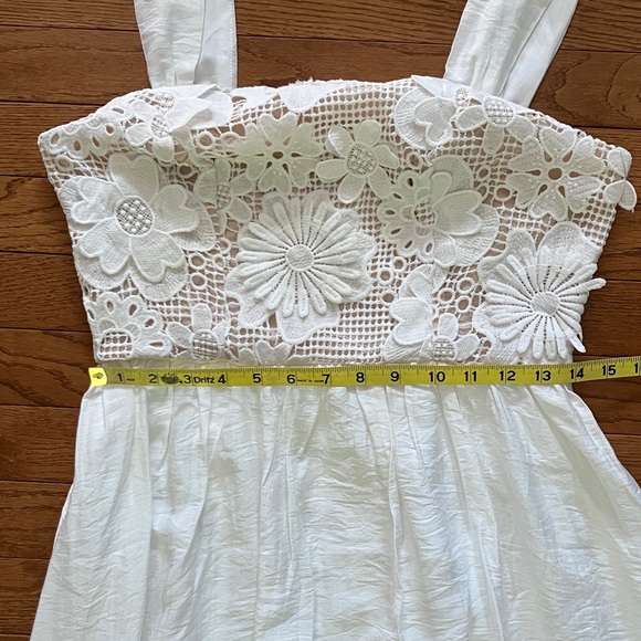 NWT Commense White Floral 3D Lace Maxi Dress - Picture 10 of 16